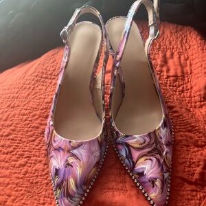 Funky unique swirl pattern Purple Slingback Women's heeled sandals size 5